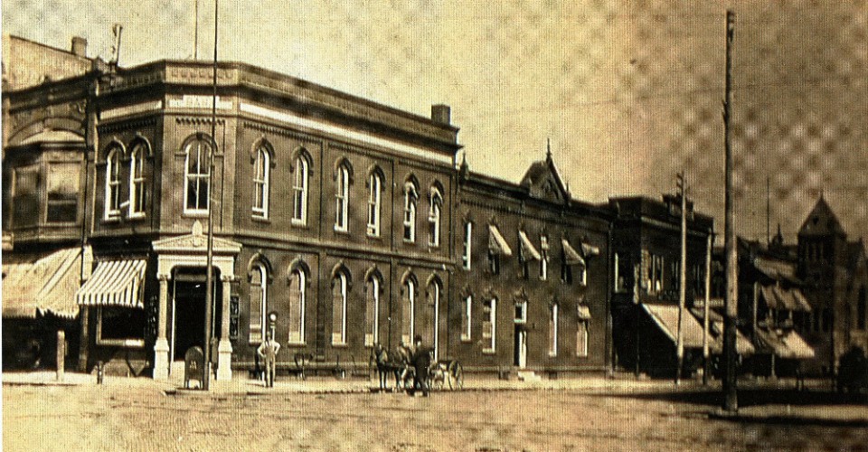 1800s Iowa Building